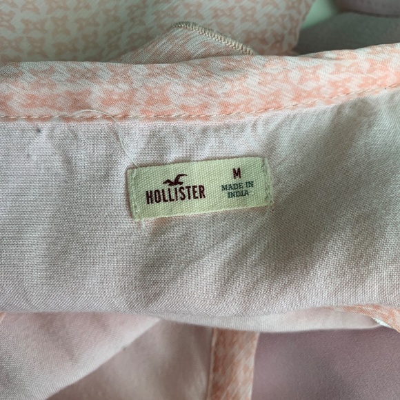 HOLLISTER, EXPRESS, & HIPPIE ROSE NEUTRAL PINK TANK TOPS BUNDLE - Picture 4 of 9